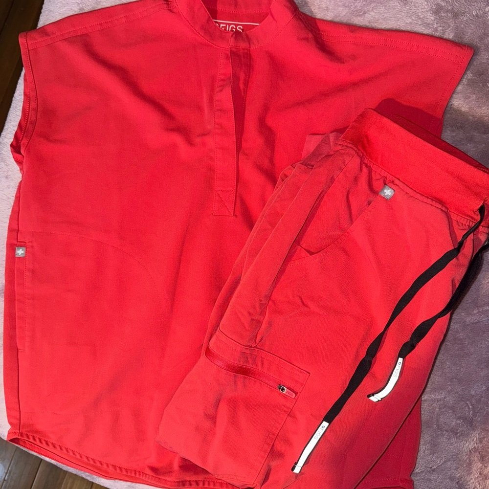 Figs Neon Red Scrub set - 3 pieces